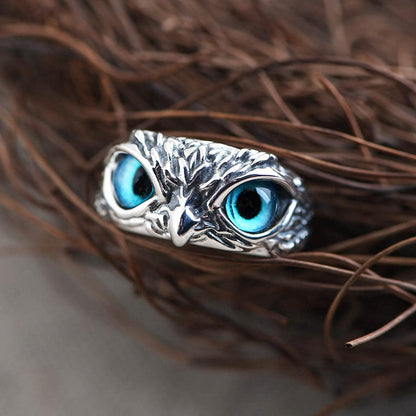 Elegant Blue-Eyed Silver Owl Adjustable Ring