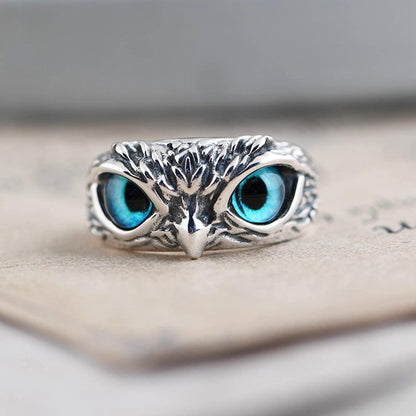 Elegant Blue-Eyed Silver Owl Adjustable Ring